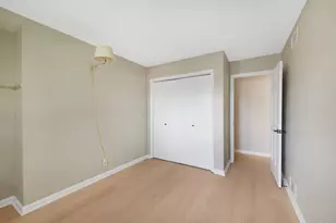 11110 Highland Dr, Naperville, IL 60564 - Photo 21