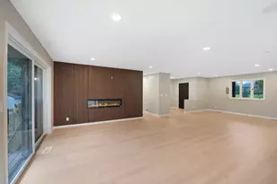 11110 Highland Dr, Naperville, IL 60564 - Photo 9