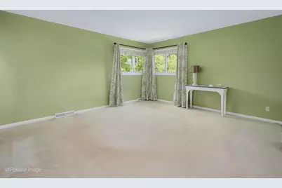 534 E Foster Avenue, Roselle, IL 60172 - Photo 25