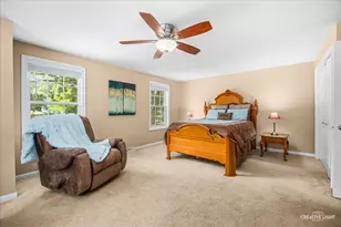 2202 Country Knoll Ln, Elgin, IL 60123 - Photo 19