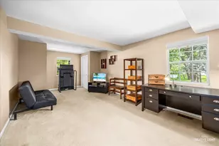 2202 Country Knoll Ln, Elgin, IL 60123 - Photo 25