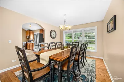 2202 Country Knoll Lane, Elgin, IL 60123 - Photo 5