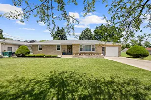 2225 W Arden Pl, Joliet, IL 60435 - Photo 29