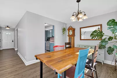 1650 Castbourne Court, Wheaton, IL 60189 - Photo 9