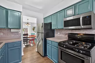 1650 Castbourne Ct, Wheaton, IL 60189 - Photo 5
