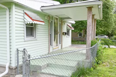 11 E Woodlawn Street, Danville, IL 61832 - Photo 7