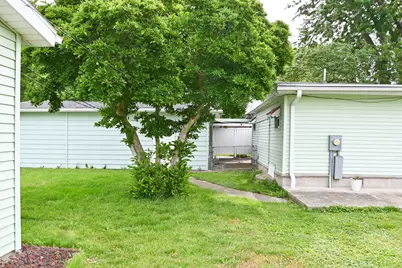 11 E Woodlawn Street, Danville, IL 61832 - Photo 11