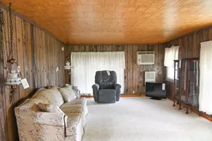 11 E Woodlawn St, Danville, IL 61832 - Photo 25