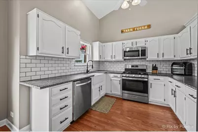 1756 Somerfield Lane, Crystal Lake, IL 60014 - Photo 11