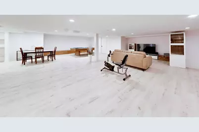 35 Windsor Drive, Oak Brook, IL 60523 - Photo 21