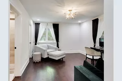 35 Windsor Drive, Oak Brook, IL 60523 - Photo 13