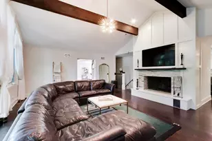 35 Windsor Dr, Oak Brook, IL 60523 - Photo 11