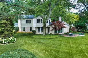 841 Woodbine Ln, Northbrook, IL 60062 - Photo 37