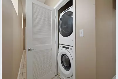 2539 W Warren Boulevard #1, Chicago, IL 60612 - Photo 17