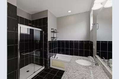 2539 W Warren Boulevard #1, Chicago, IL 60612 - Photo 9