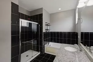 2539 W Warren Blvd, Chicago, IL 60612 - Photo 9