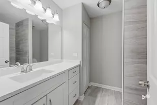 888 Swan Blvd, Deerfield, IL 60015 - Photo 13