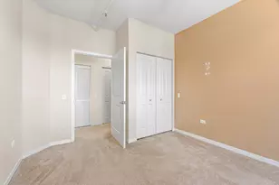 437 W Division St, Chicago, IL 60610 - Photo 13