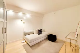 2 E Erie St, Chicago, IL 60611 - Photo 13