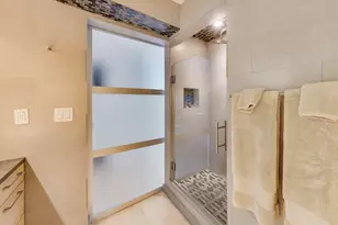 2 E Erie St, Chicago, IL 60611 - Photo 41