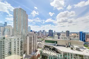 2 E Erie St, Chicago, IL 60611 - Photo 35