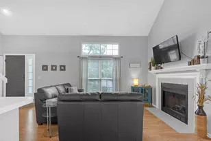 1236 N Knollwood Dr N, Palatine, IL 60067 - Photo 5