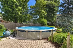 303 Galvin Pkwy, Harvard, IL 60033 - Photo 35