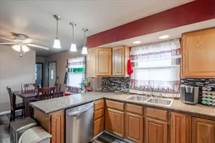 1222 S Mason St, Bloomington, IL 61701 - Photo 13