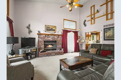 239 Rochester Road, Poplar Grove, IL 61065 - Photo 5