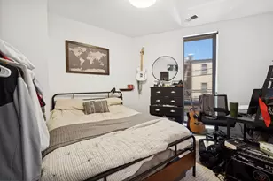 1045 W Cornelia Ave, Chicago, IL 60657 - Photo 11