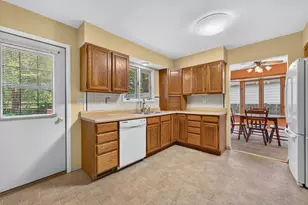 911 David St, Antioch, IL 60002 - Photo 13