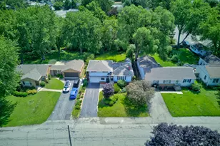 911 David St, Antioch, IL 60002 - Photo 3