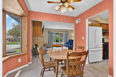 911 David Street, Antioch, IL 60002 - Photo 9