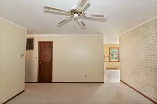 504 Judd St, Dwight, IL 60420 - Photo 3