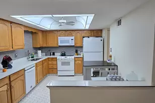 9637 S Keeler Ave, Oak Lawn, IL 60453 - Photo 9