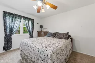 275 Essex Ct, Aurora, IL 60504 - Photo 9