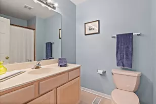 1605 Park Ridge Point, Park Ridge, IL 60068 - Photo 15