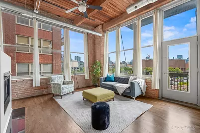 1500 W Monroe Street #422, Chicago, IL 60607 - Photo 3