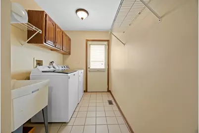 3925 Biltmore Road, Downers Grove, IL 60515 - Photo 23