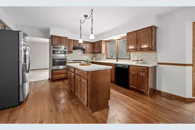 3925 Biltmore Road, Downers Grove, IL 60515 - Photo 13