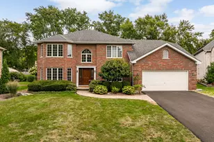 3925 Biltmore Rd, Downers Grove, IL 60515 - Photo 1