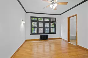 1127 W Farwell Ave, Chicago, IL 60626 - Photo 5