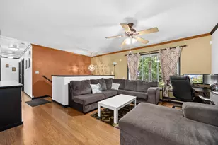 313 Bedford Rd, Bolingbrook, IL 60440 - Photo 7