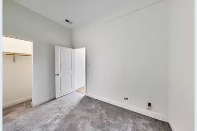 1701 N Sheffield Avenue #201, Chicago, IL 60614 - Photo 11