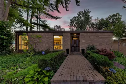 9000 Tripp Avenue, Skokie, IL 60076 - Photo 1