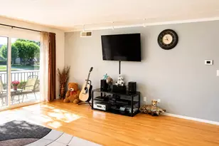 6330 Lincoln Ave, Morton Grove, IL 60053 - Photo 5