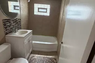 3529 W 72nd Pl, Chicago, IL 60629 - Photo 5