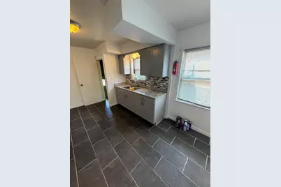3529 W 72nd Place, Chicago, IL 60629 - Photo 11