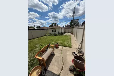 3529 W 72nd Place, Chicago, IL 60629 - Photo 19