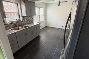 3529 W 72nd Pl, Chicago, IL 60629 - Photo 17